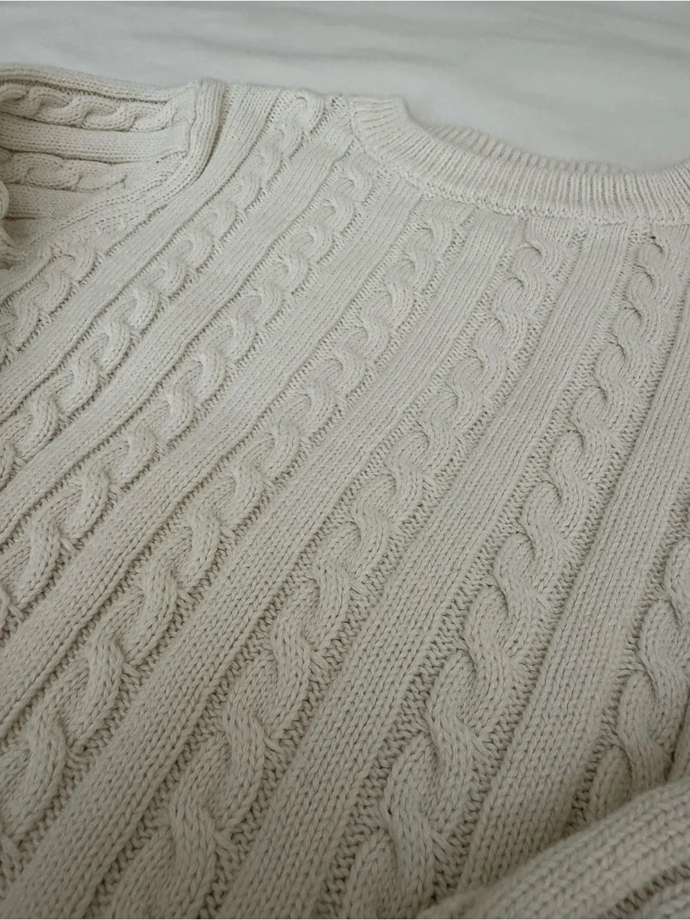 GAP Cable Knit Crewneck Sweater - Cream